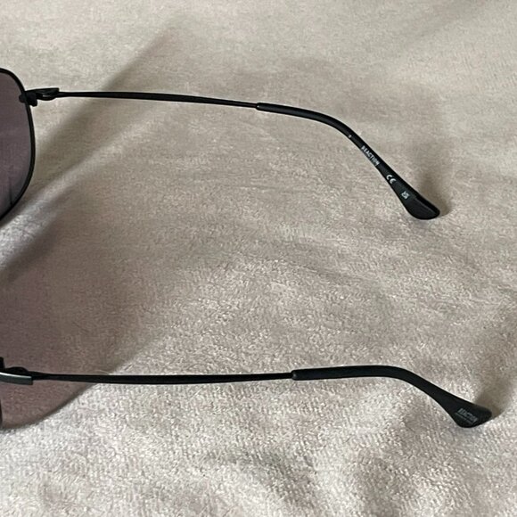 Kenneth Cole Reaction KC2984 02X Men’s Sunglasses – Brand New! - Picture 3 of 5